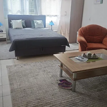 4 - 2 Story Kuckovic * Bihać